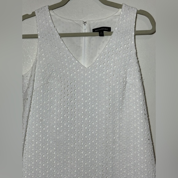 White Eyelet Crochet Peplum Sleeveless V-neck Dress Size Small Cottagecore - Picture 4 of 9